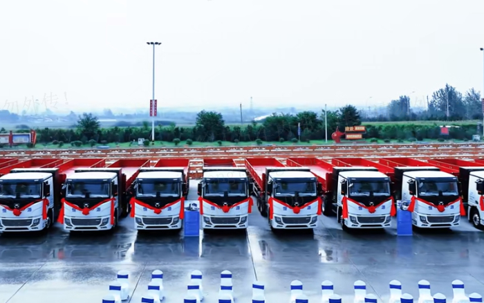 百臺交付，千臺簽約！200臺徐工新能源純電動重卡奔赴河南