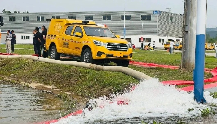 聚焦“大安全大應急”，徐工參加防汛搶險實戰演練