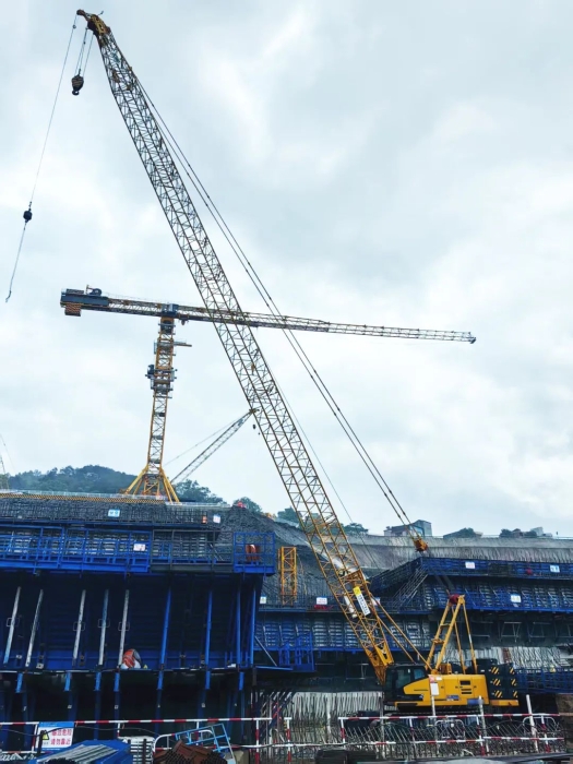 方寸之地擎千鈞！XGC110A鋼筋森林上演“精準穿針”